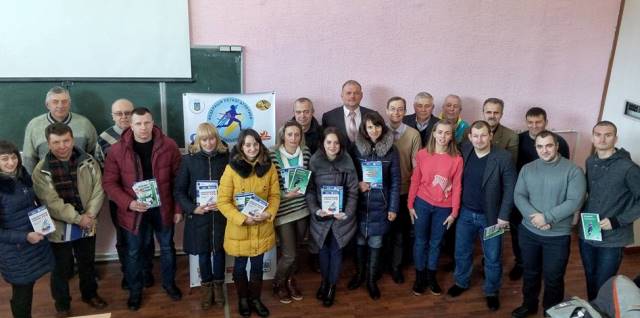 Зі спеціальною літературою